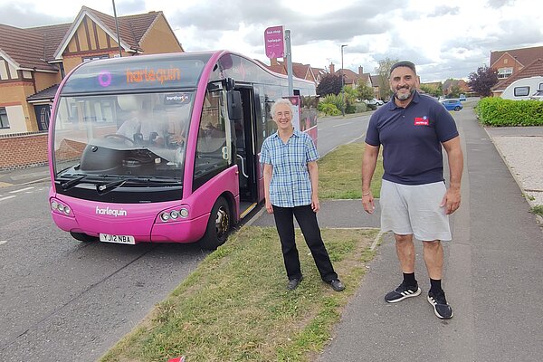 Halequin bus at a bus stop in Heatherton